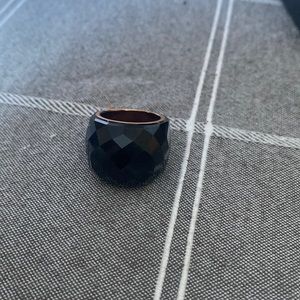 Nirvana ring